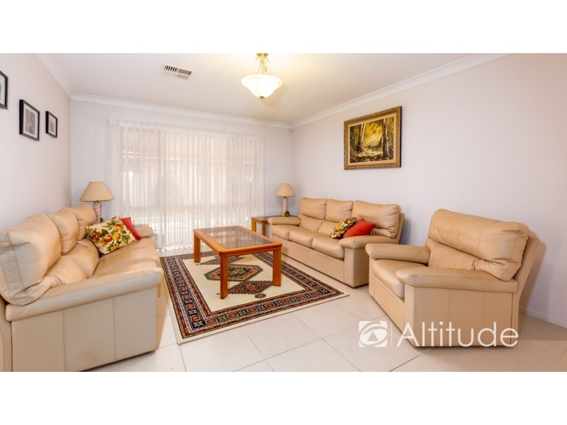 5 Glasshouse Ridge, Mount Hutton NSW 2290