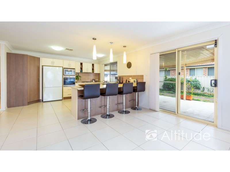 5 Glasshouse Ridge, Mount Hutton NSW 2290