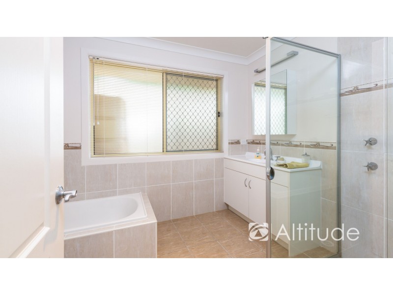 5 Glasshouse Ridge, Mount Hutton NSW 2290