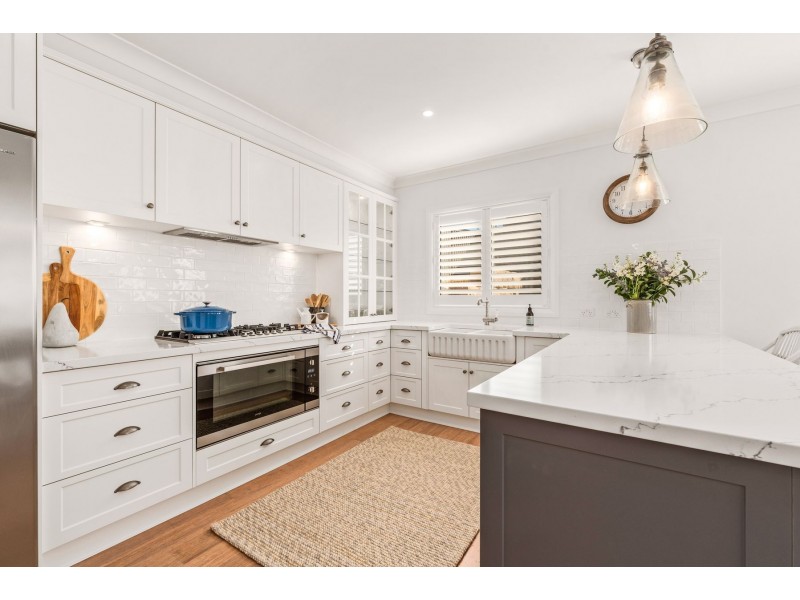 10 Kariba Close, Macquarie Hills NSW 2285