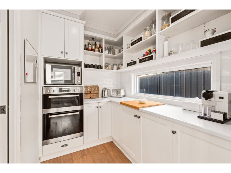 10 Kariba Close, Macquarie Hills NSW 2285