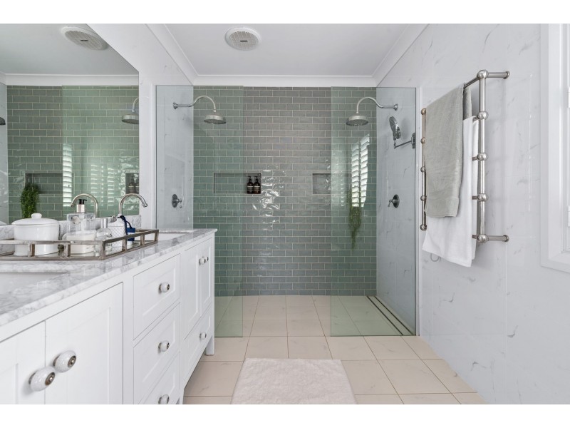 10 Kariba Close, Macquarie Hills NSW 2285