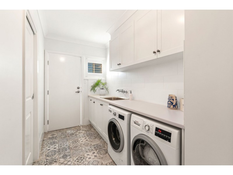 10 Kariba Close, Macquarie Hills NSW 2285