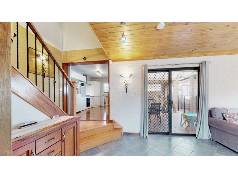 102 Auklet Road, Mount Hutton NSW 2290