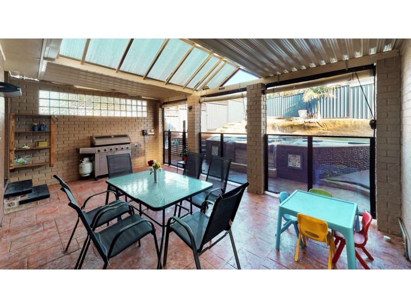 102 Auklet Road, Mount Hutton NSW 2290