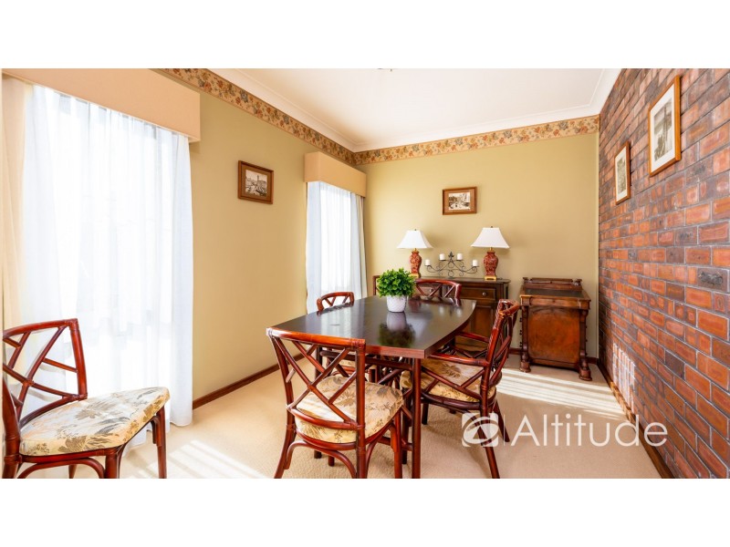 1 Amsdale Avenue, Macquarie Hills NSW 2285
