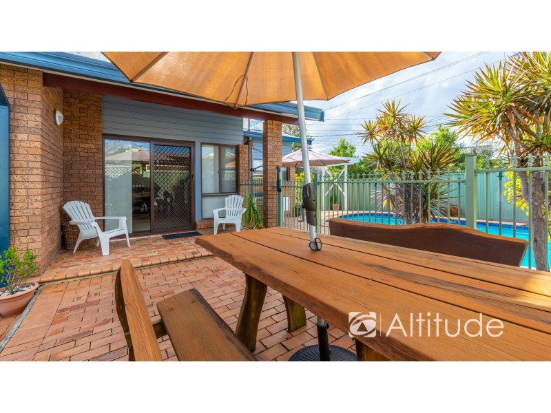 1 Amsdale Avenue, Macquarie Hills NSW 2285