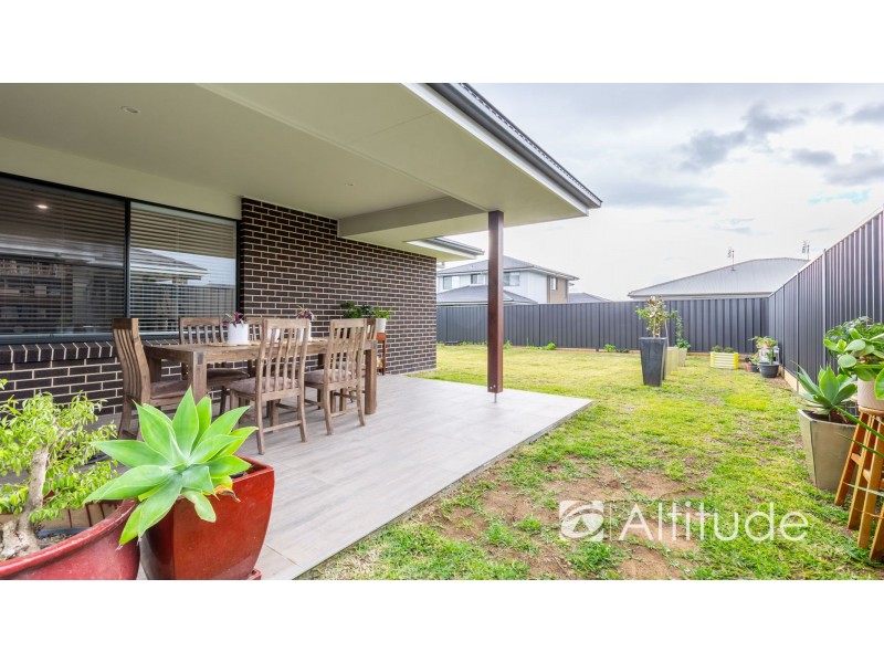 31 Lamb Street, Boolaroo NSW 2284