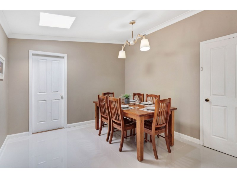 292 Warners Bay Road, Mount Hutton NSW 2290