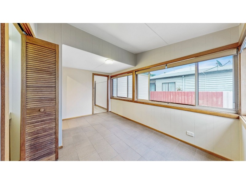 7 Waratah Street, Kahibah NSW 2290