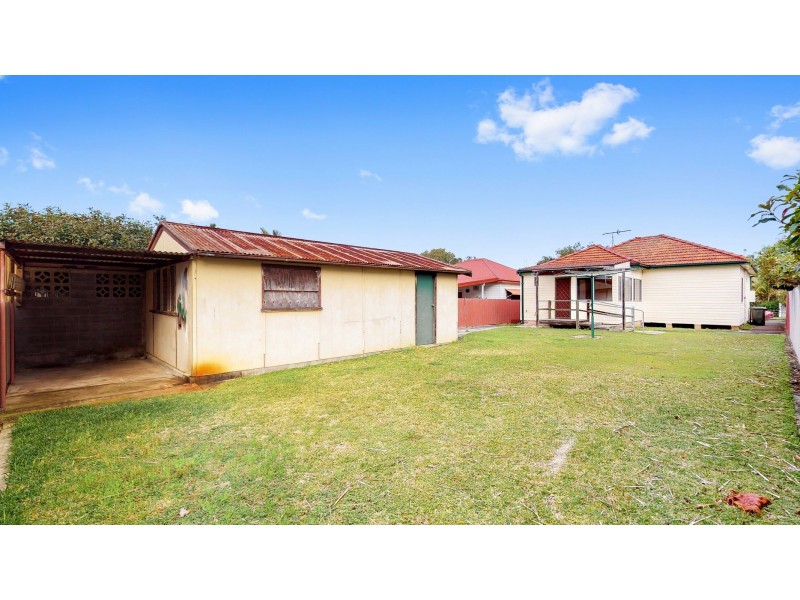 7 Waratah Street, Kahibah NSW 2290