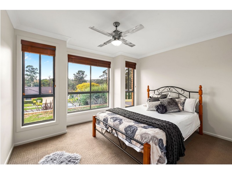 6 Krista Court, Cardiff South NSW 2285