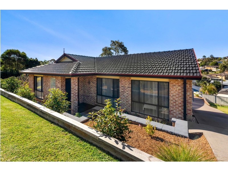 17 Rosebery Avenue, Macquarie Hills NSW 2285