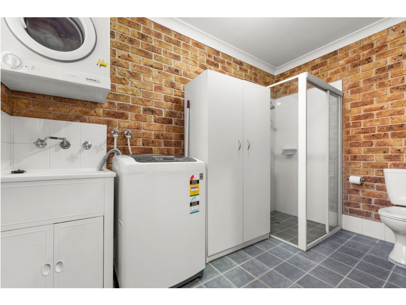 17 Rosebery Avenue, Macquarie Hills NSW 2285