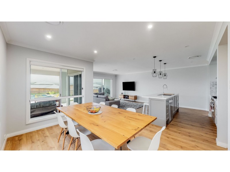 11 Rockpool Road, Catherine Hill Bay NSW 2281
