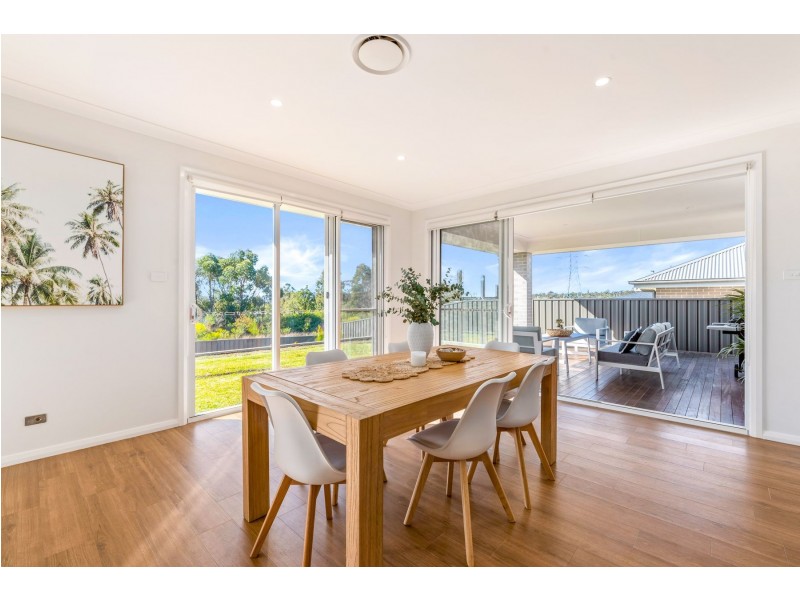 22 Blantyre Road, Macquarie Hills NSW 2285