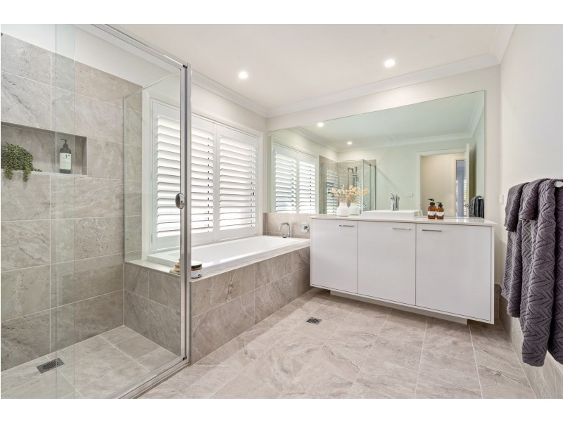 22 Blantyre Road, Macquarie Hills NSW 2285