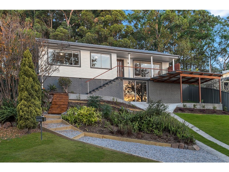 3 Labulla Place, Glendale NSW 2285