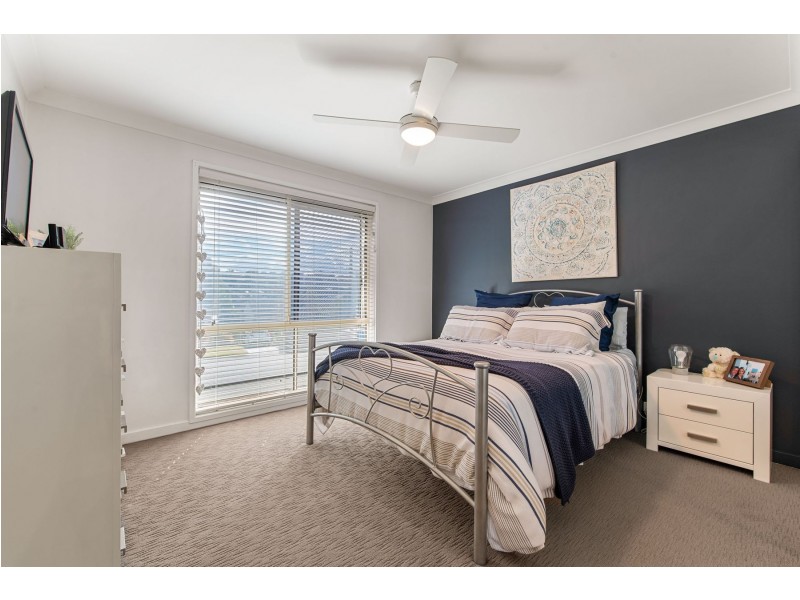 33 Lawson Road, Macquarie Hills NSW 2285