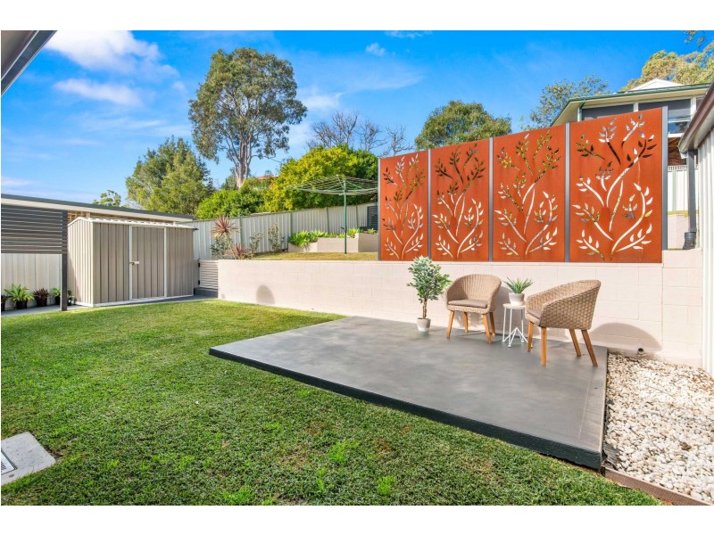 33 Lawson Road, Macquarie Hills NSW 2285