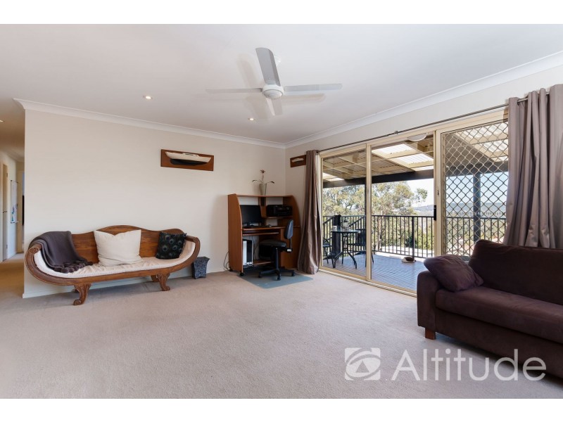 7 Bellevue Lane, Fennell Bay NSW 2283