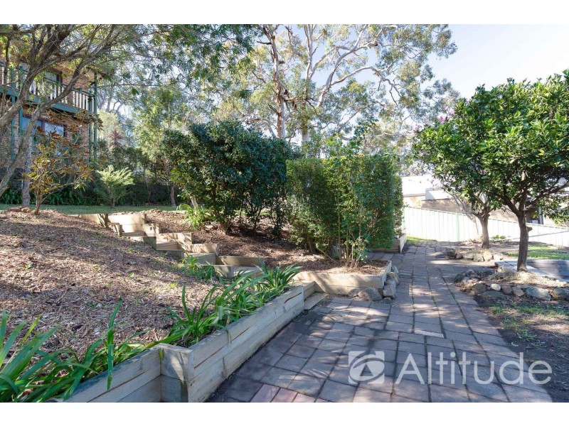 7 Bellevue Lane, Fennell Bay NSW 2283