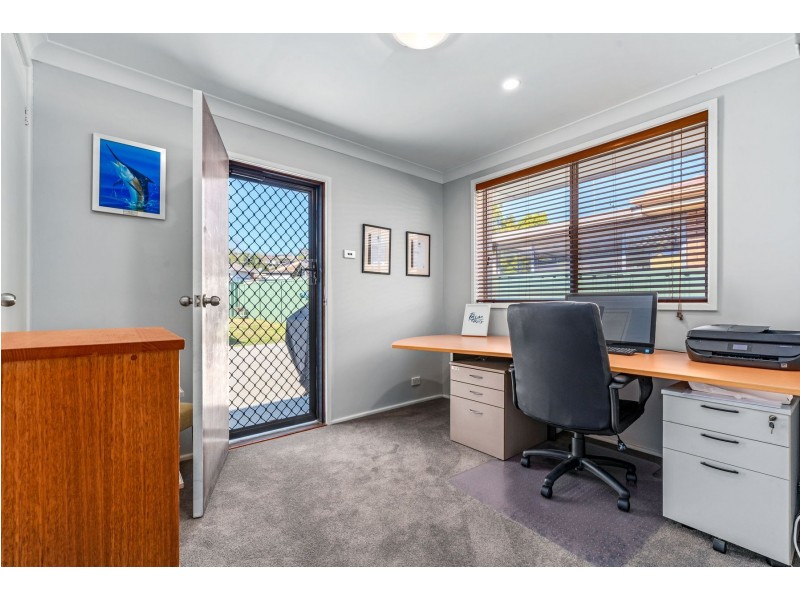 128 Lawson Road, Macquarie Hills NSW 2285