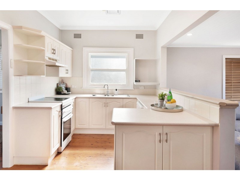 12 Nulkara Street, Belmont North NSW 2280