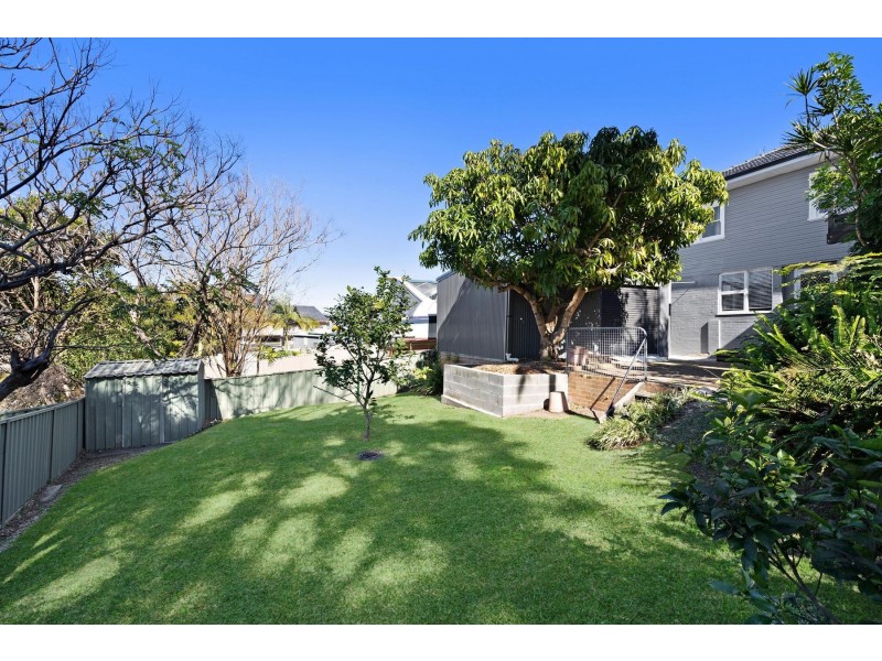 12 Nulkara Street, Belmont North NSW 2280