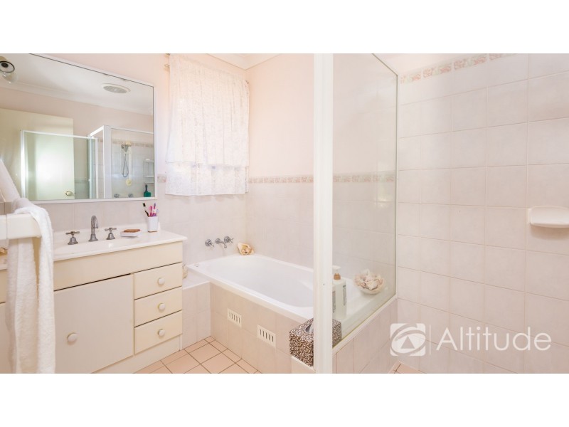 8/3 Roma Road, Valentine NSW 2280