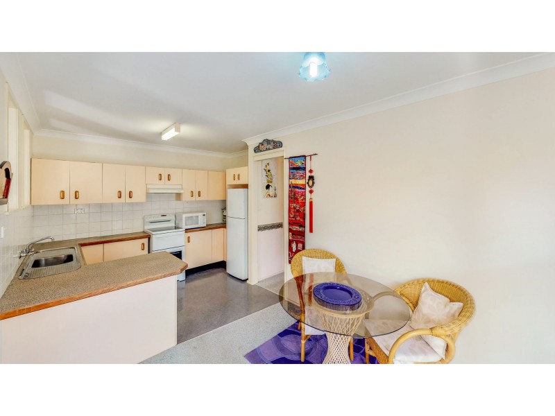 2/3 Judd Street, Mount Hutton NSW 2290
