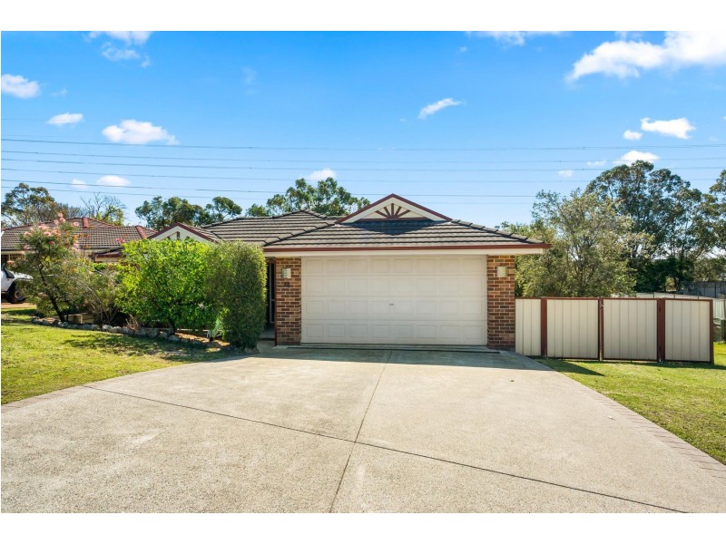 46 Dalmeny Drive, Macquarie Hills NSW 2285
