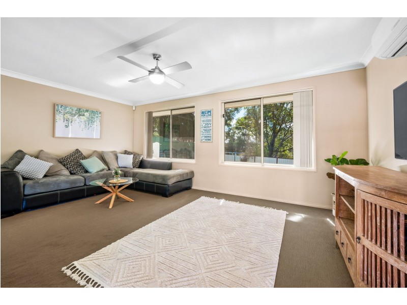 46 Dalmeny Drive, Macquarie Hills NSW 2285