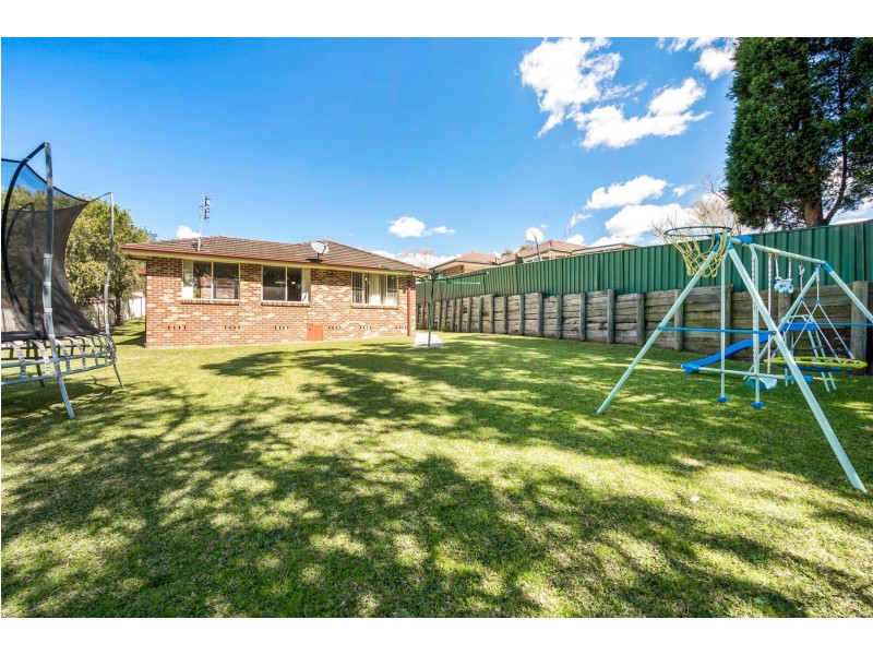 46 Dalmeny Drive, Macquarie Hills NSW 2285