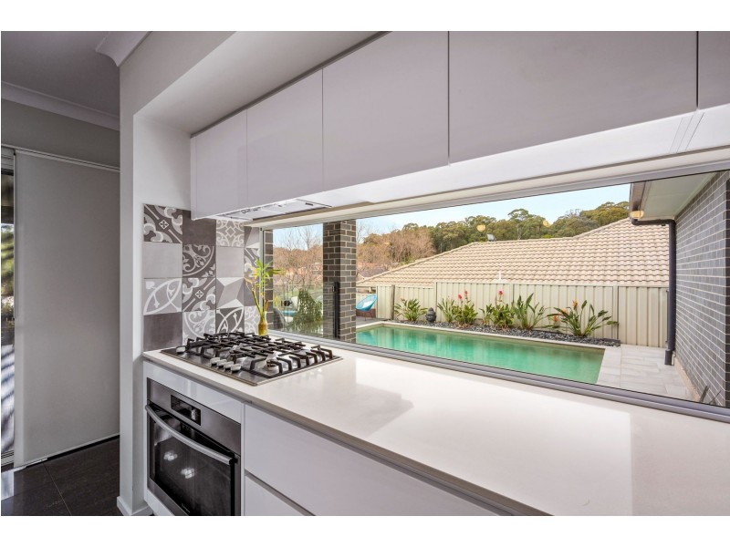 17 Fitzwilliam Circuit, Macquarie Hills NSW 2285