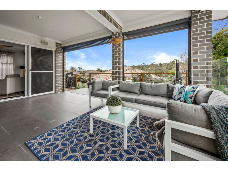 17 Fitzwilliam Circuit, Macquarie Hills NSW 2285
