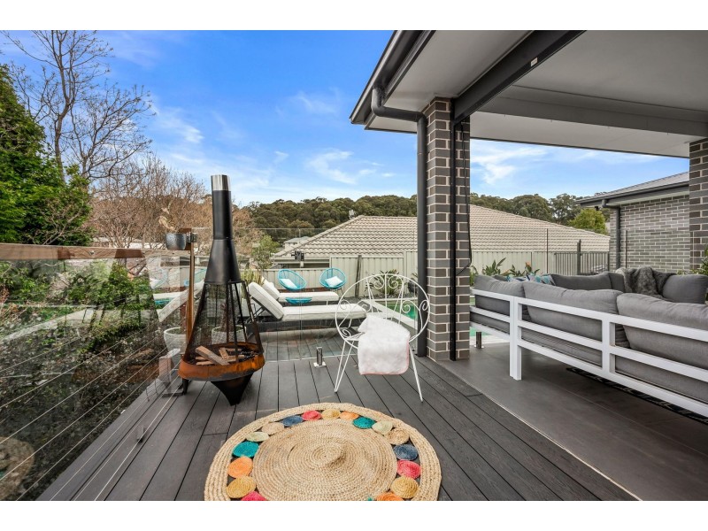 17 Fitzwilliam Circuit, Macquarie Hills NSW 2285