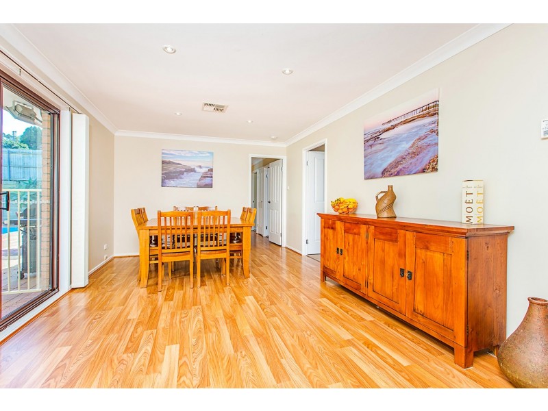 30 Calverton Crescent, Belmont North NSW 2280