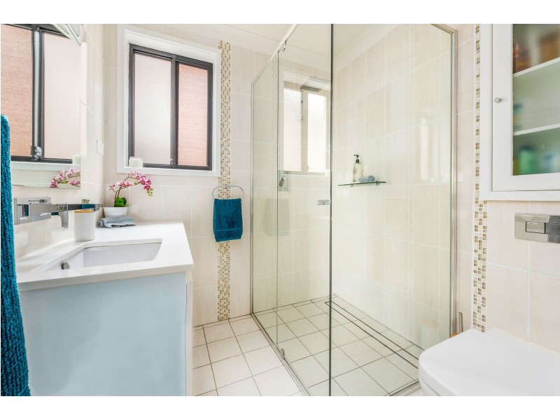 89 Connaught Road, Valentine NSW 2280