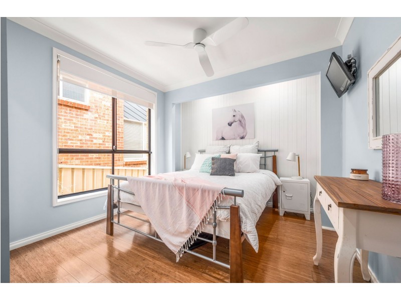 89 Connaught Road, Valentine NSW 2280