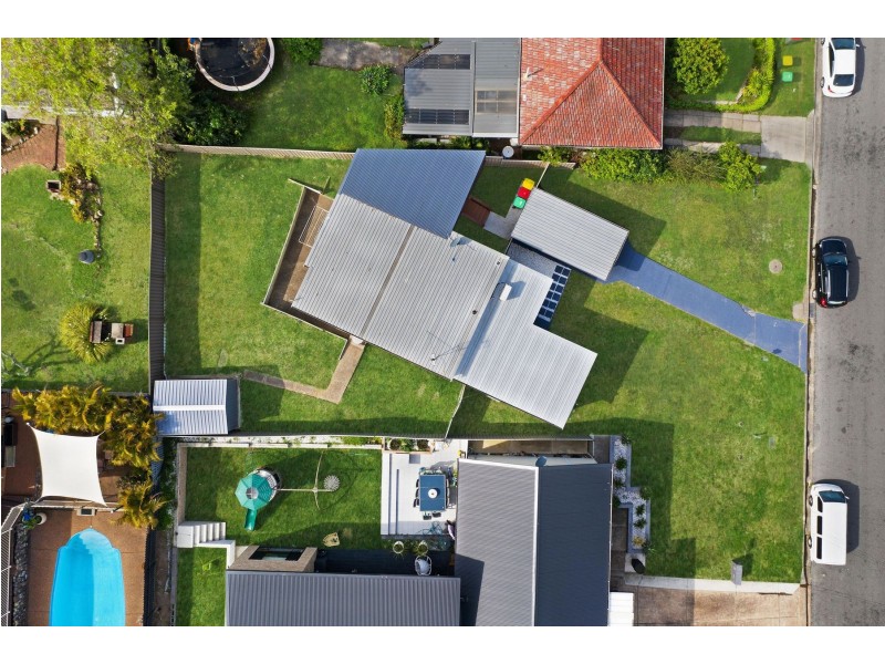 15 Davies Parade, Mount Hutton NSW 2290