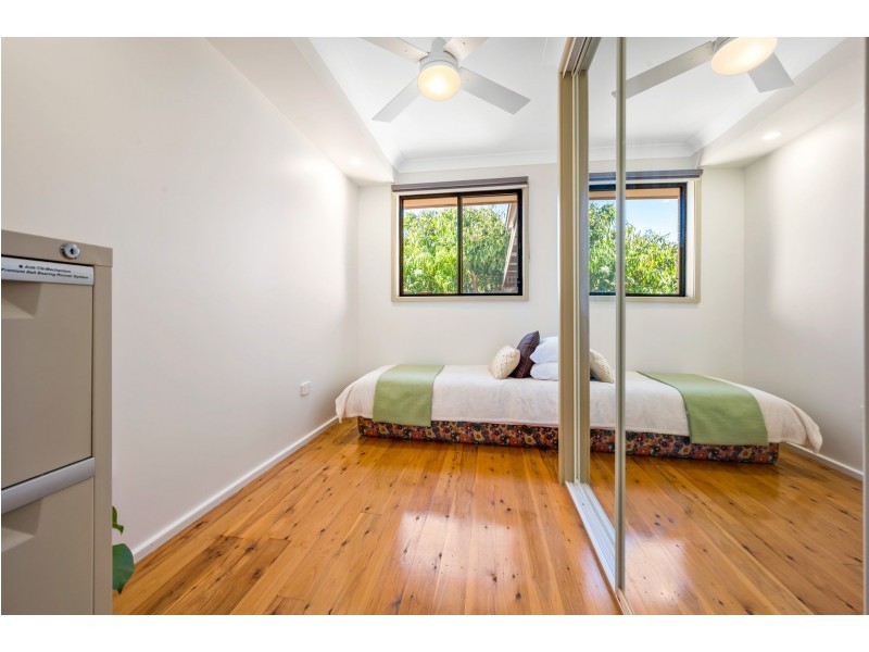 7 Ramsbury Close, Warners Bay NSW 2282