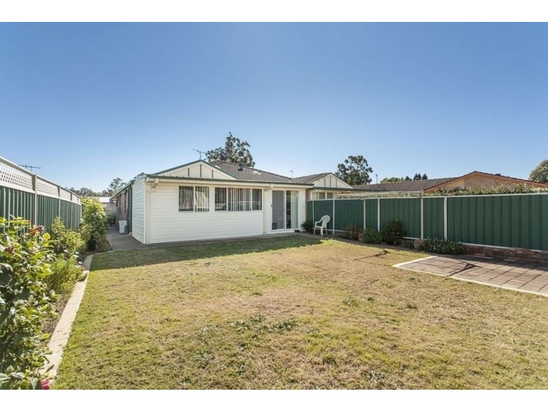 1/33 Benjamin Lee Drive, Raymond Terrace NSW 2324