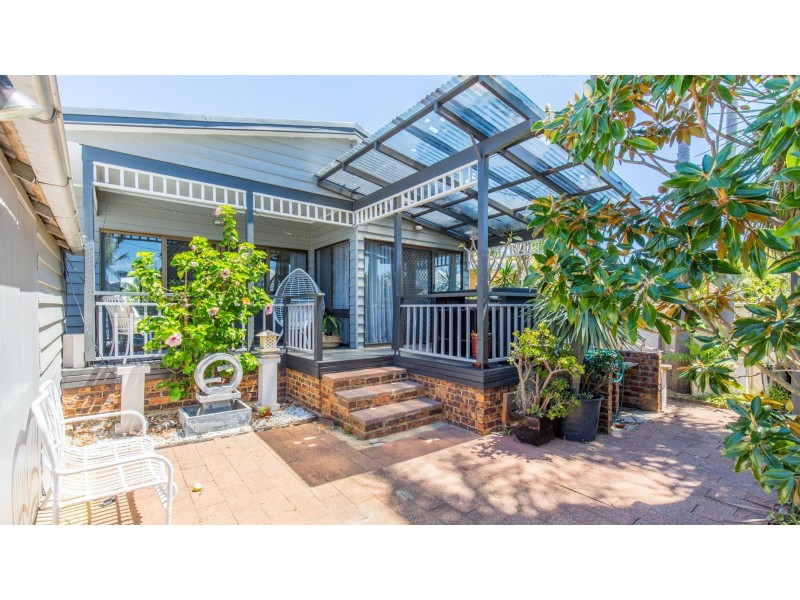 9 Waratah Street, Kahibah NSW 2290