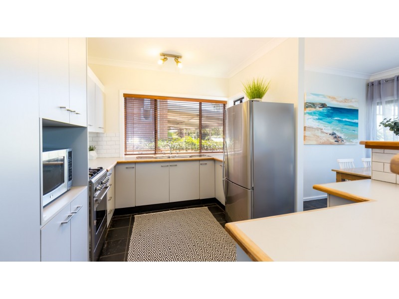 9 Waratah Street, Kahibah NSW 2290