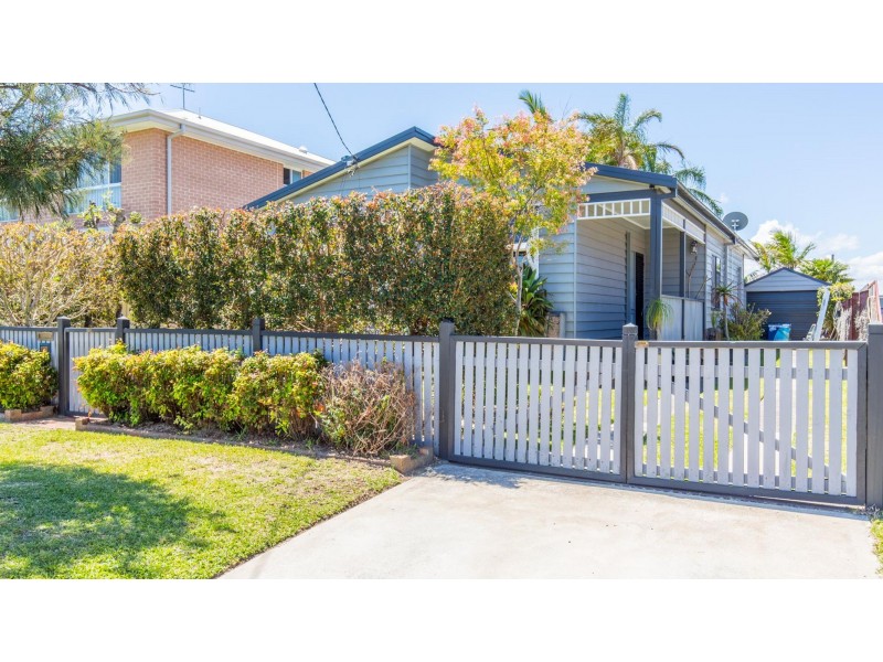 9 Waratah Street, Kahibah NSW 2290