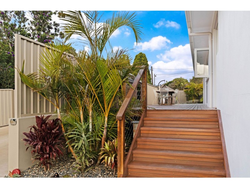 25 Linden Avenue, Eleebana NSW 2282