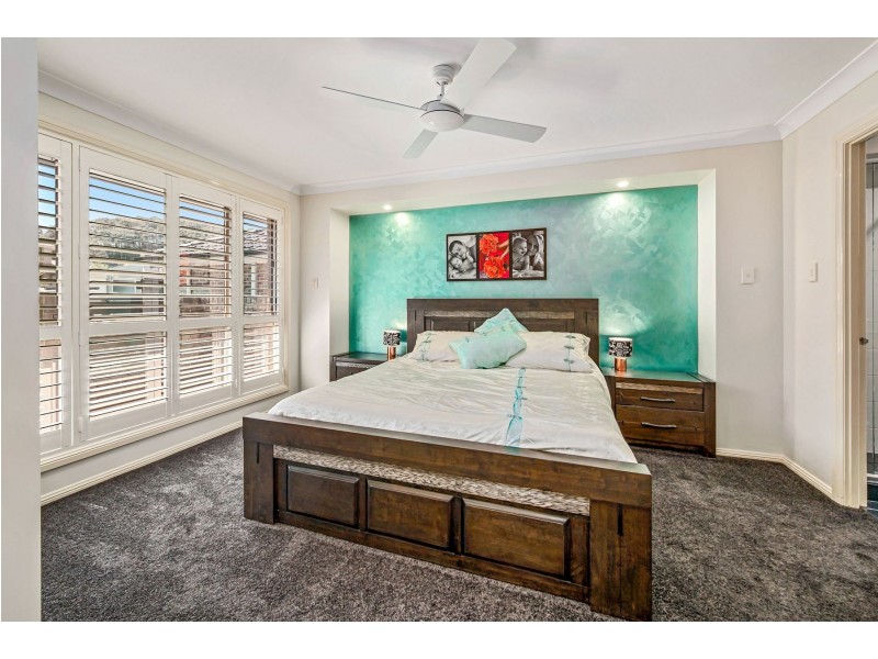 39 Green Point Drive, Belmont NSW 2280