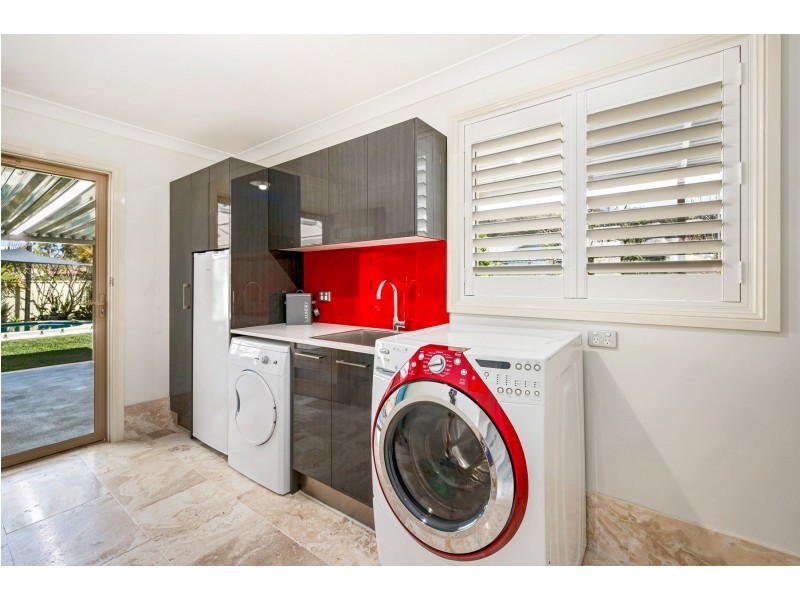 39 Green Point Drive, Belmont NSW 2280