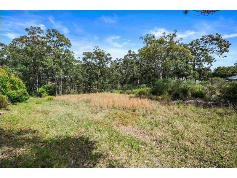 4 Seagrass Row, Murrays Beach NSW 2281